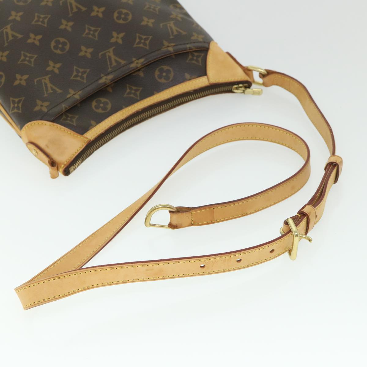 LOUIS VUITTON Monogram Odeon PM Shoulder Bag M56390 LV Auth 55820