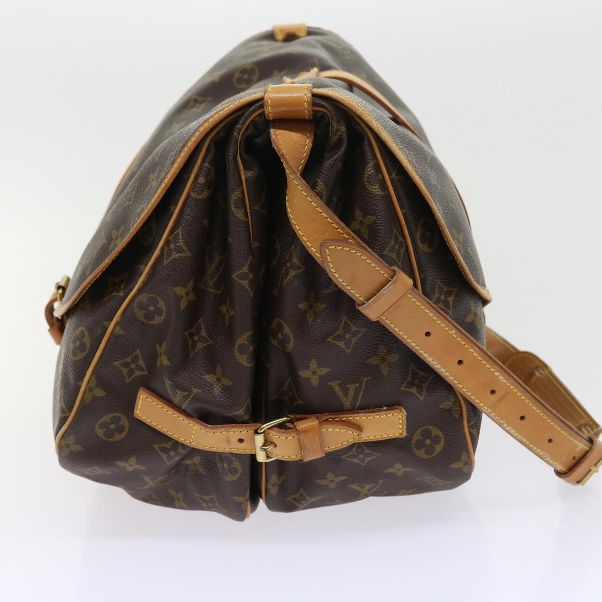 LOUIS VUITTON Monogram Saumur 35 Shoulder Bag M42254 LV Auth 55990