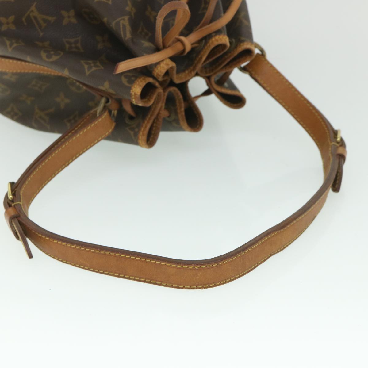 LOUIS VUITTON Monogram Noe Shoulder Bag M42224 LV Auth 56022