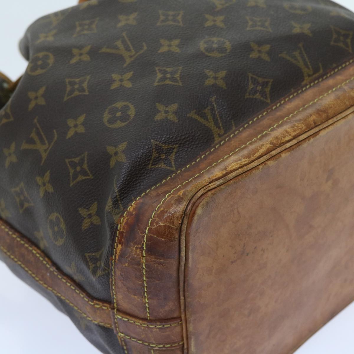 LOUIS VUITTON Monogram Noe Shoulder Bag M42224 LV Auth 56025