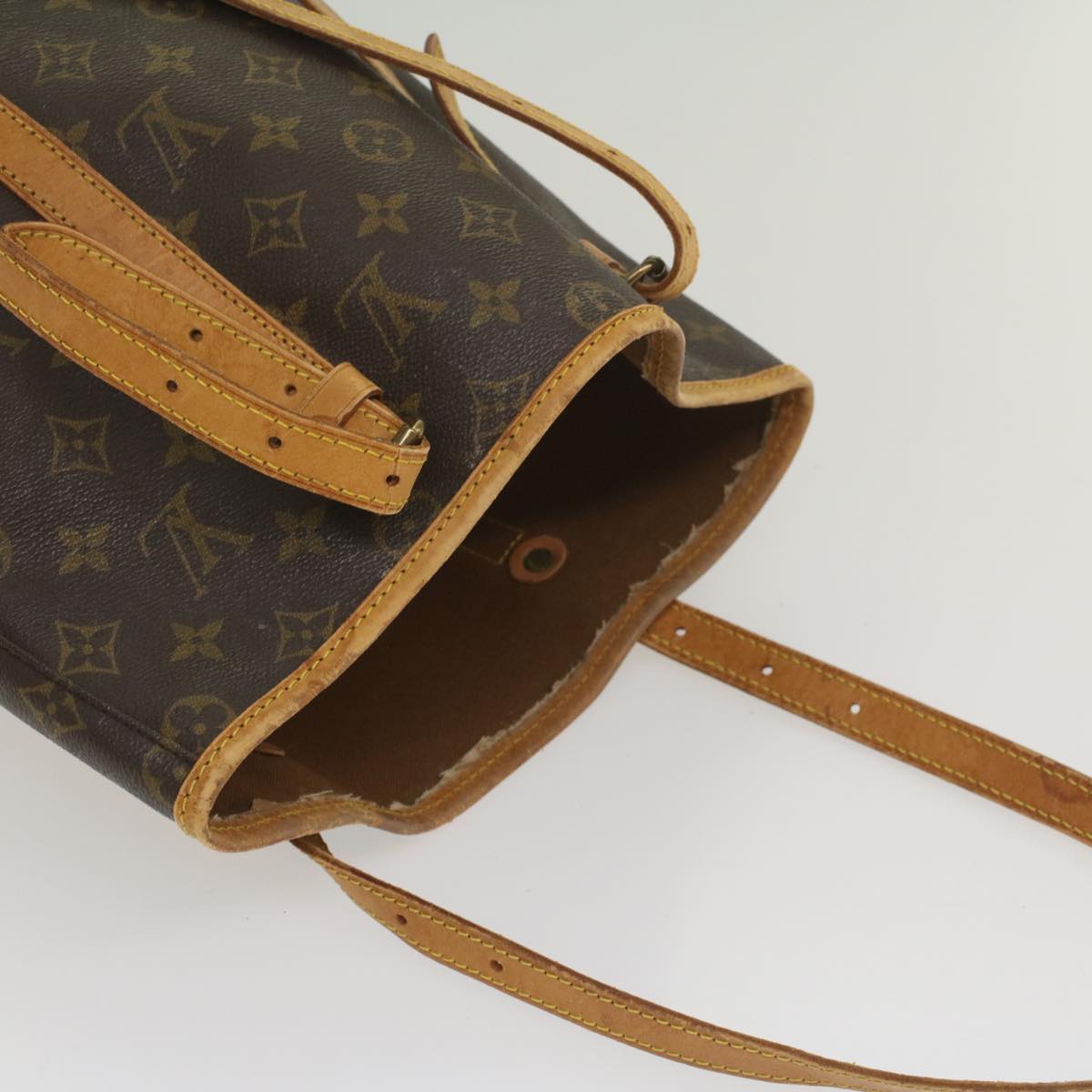 LOUIS VUITTON Monogram Bucket GM Shoulder Bag M42236 LV Auth 56095