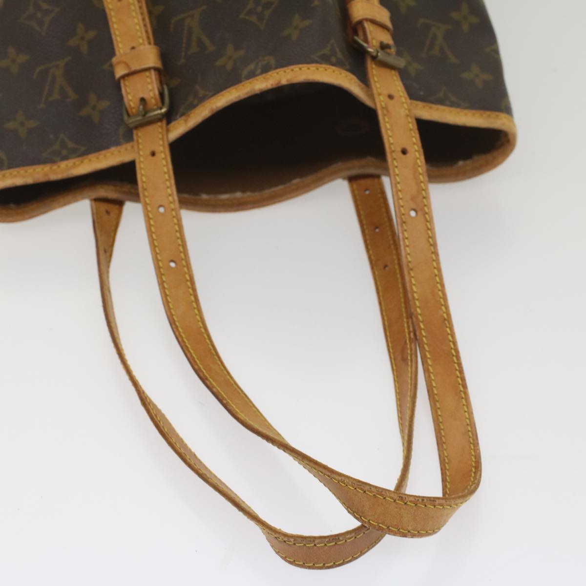 LOUIS VUITTON Monogram Bucket GM Shoulder Bag M42236 LV Auth 56095