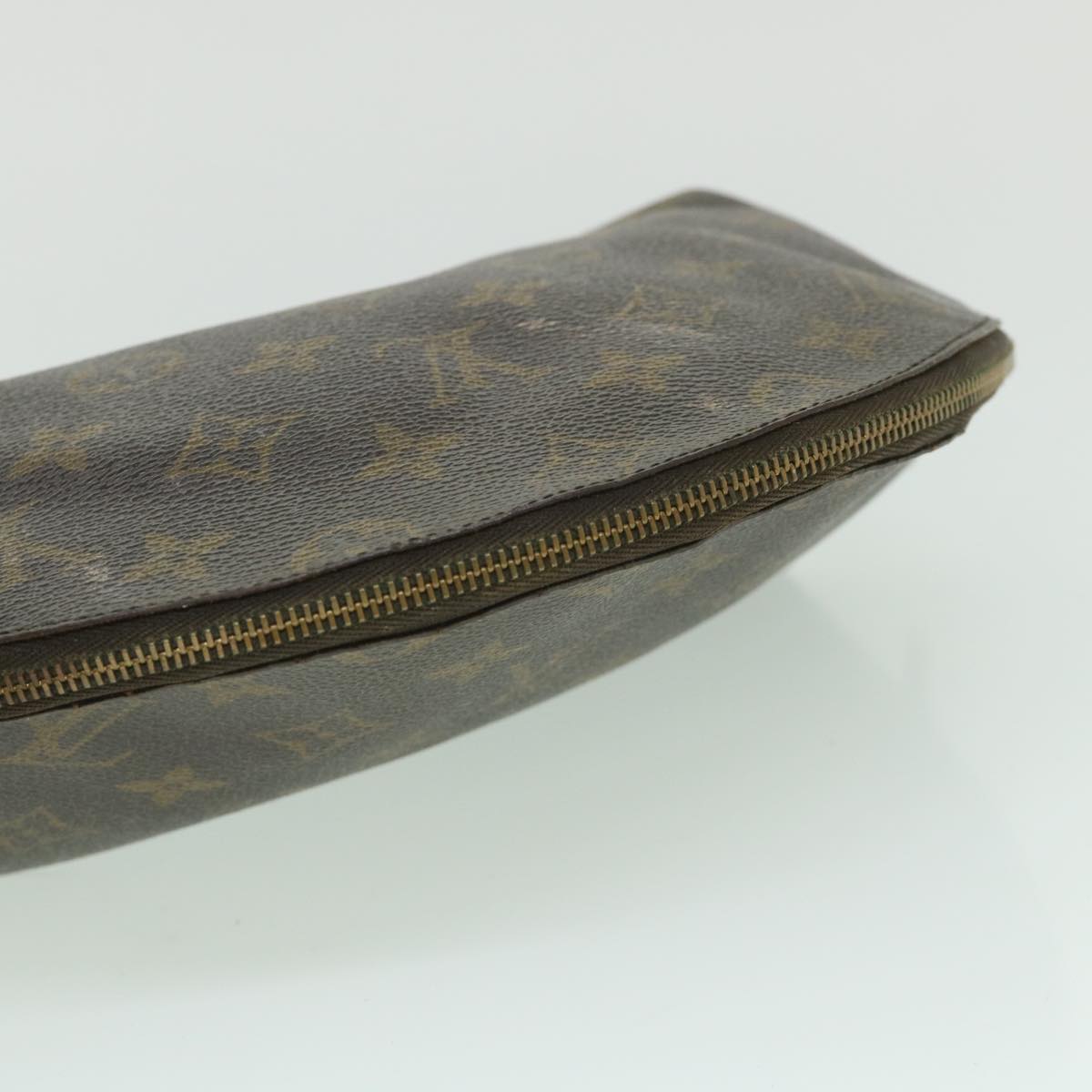 LOUIS VUITTON Monogram Trousse Demi Ronde Cosmetic Pouch M47520 LV Auth 56099