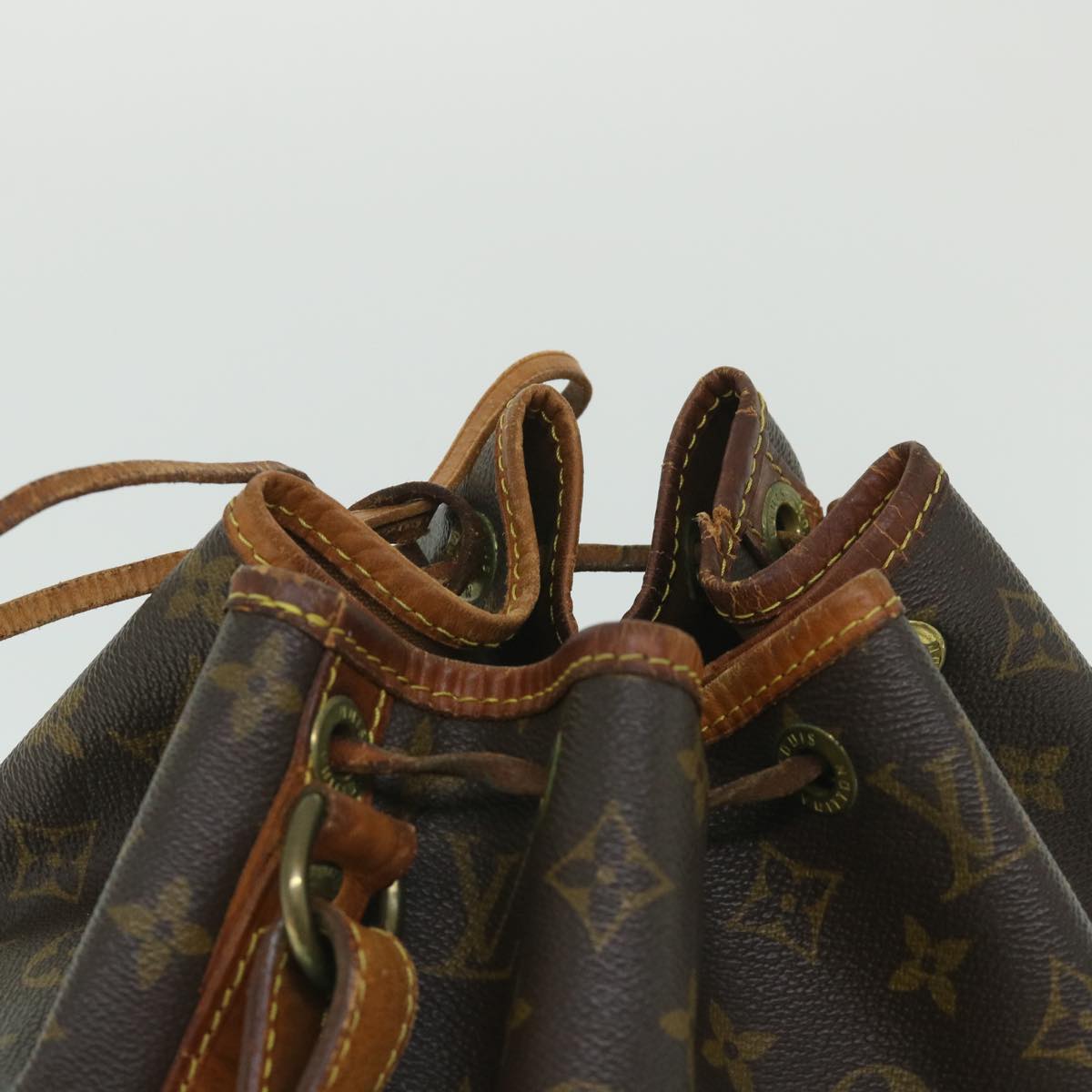 LOUIS VUITTON Monogram Petit Noe Shoulder Bag M42226 LV Auth 56138