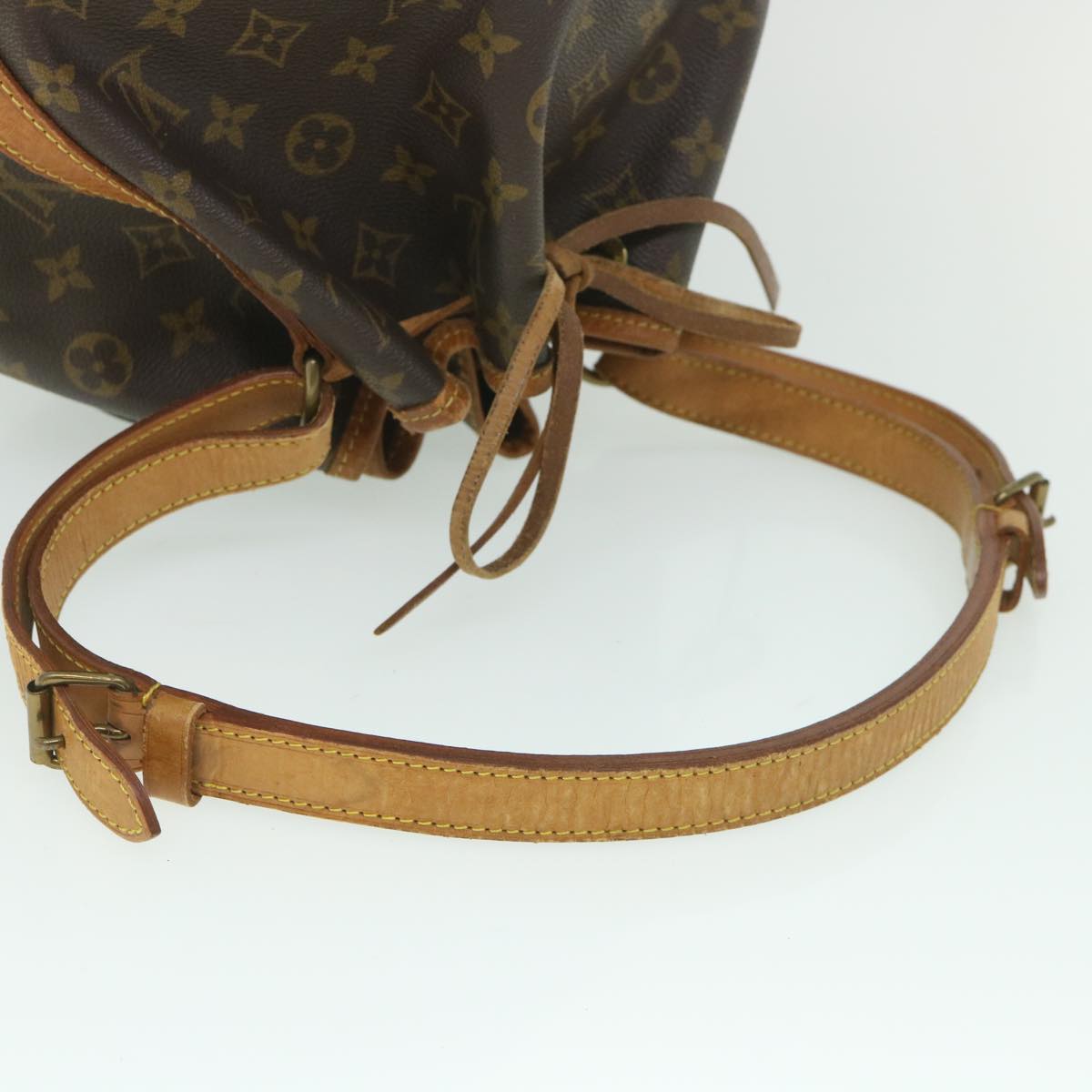 LOUIS VUITTON Monogram Petit Noe Shoulder Bag M42226 LV Auth 56140