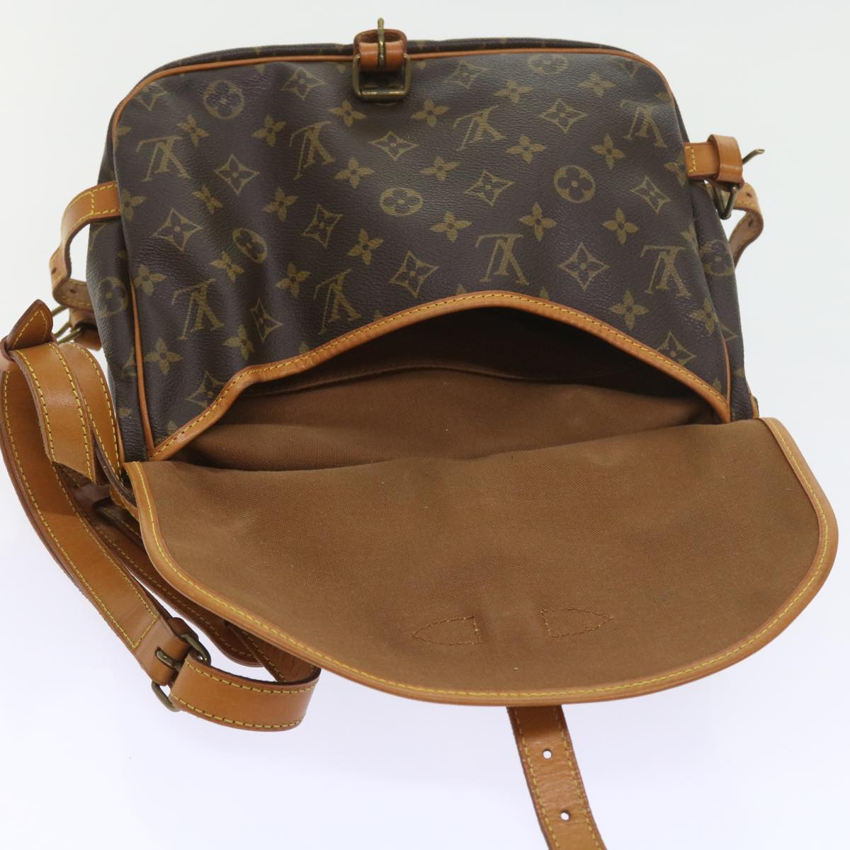 LOUIS VUITTON Monogram Saumur 30 Shoulder Bag M42256 LV Auth 56220