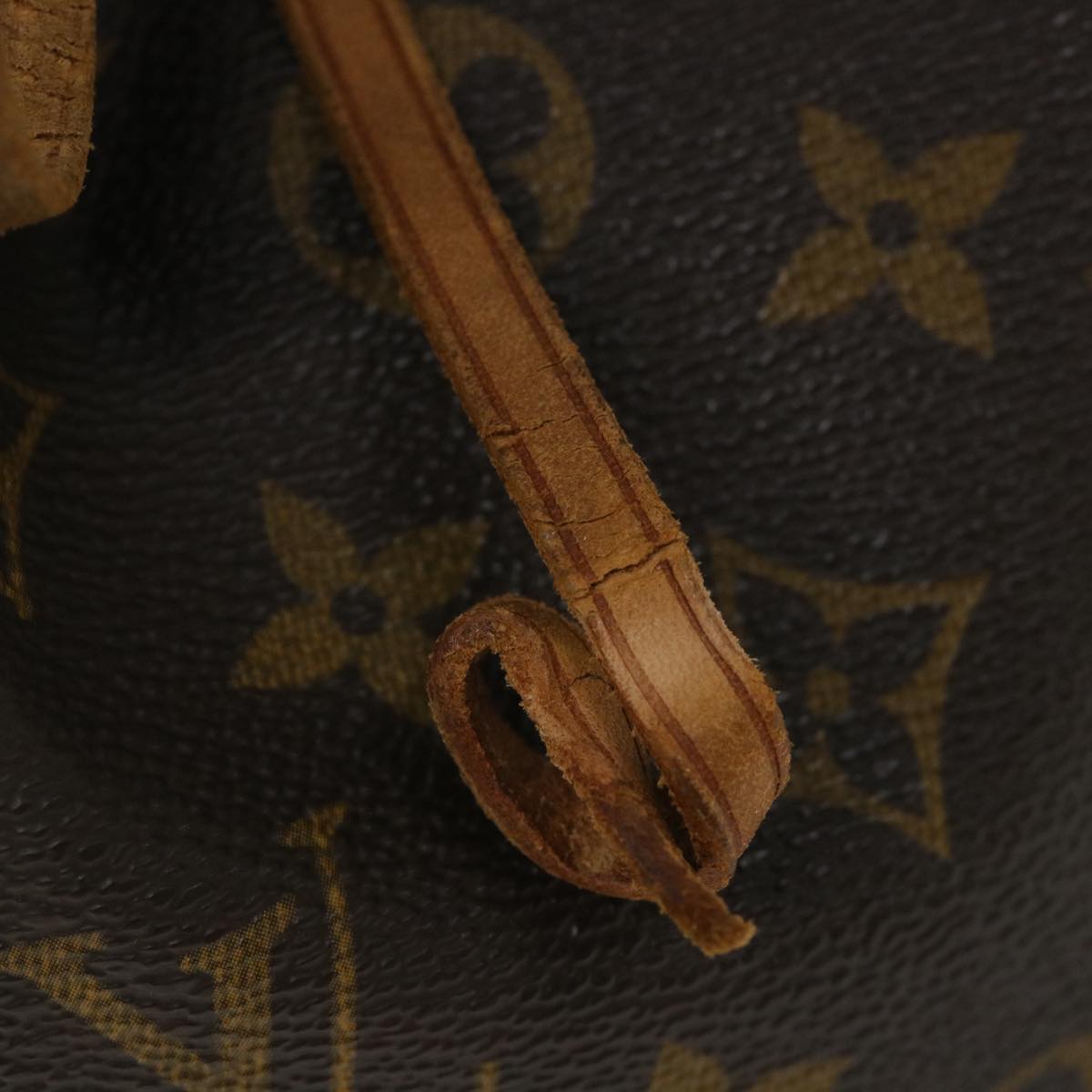 LOUIS VUITTON Monogram Noe Shoulder Bag M42224 LV Auth 56393