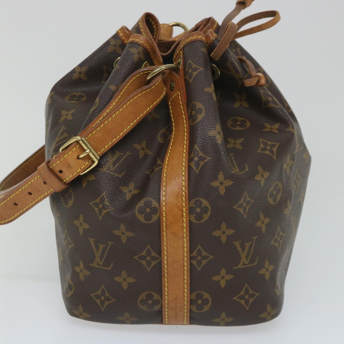 LOUIS VUITTON Monogram Petit Noe Shoulder Bag M42226 LV Auth 56394