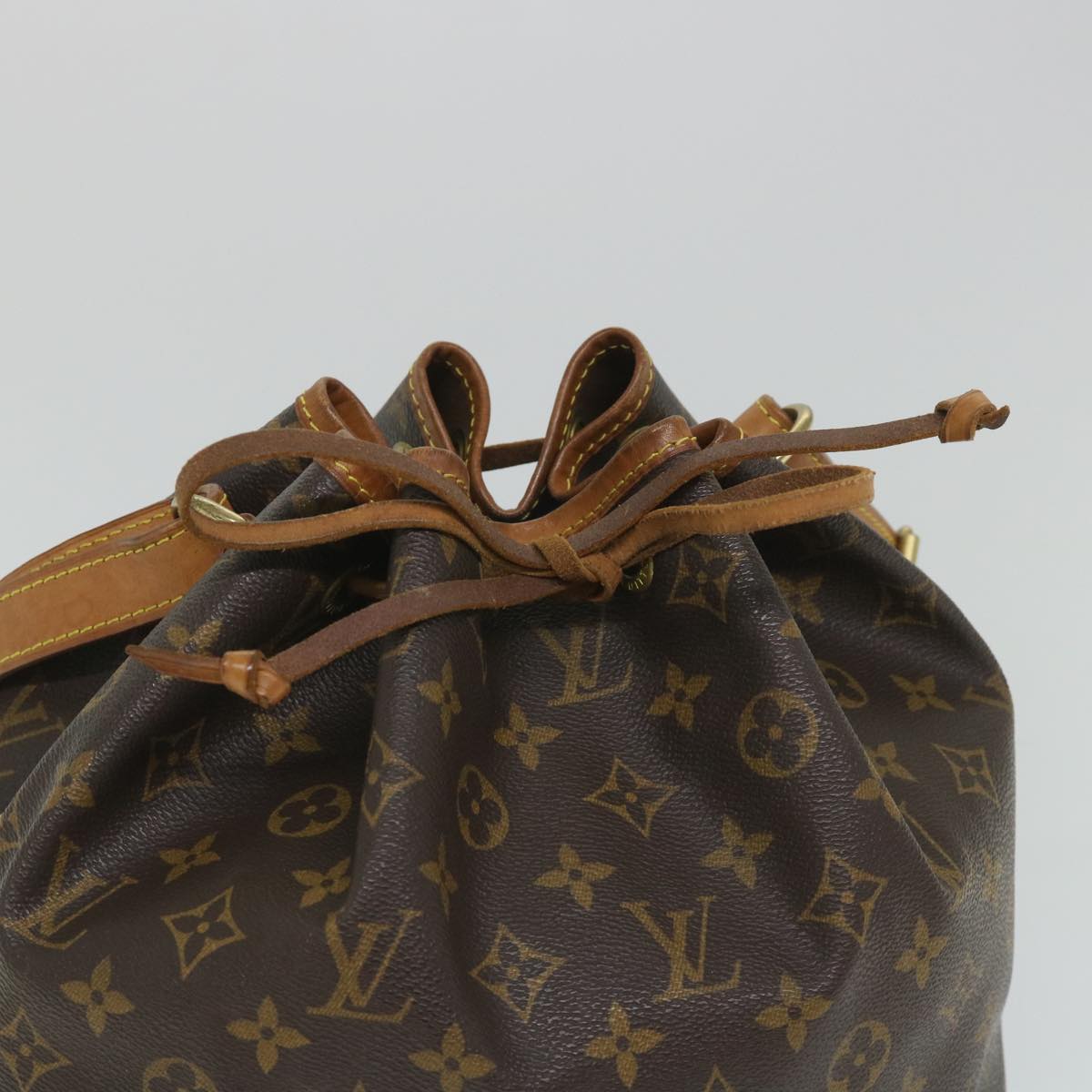 LOUIS VUITTON Monogram Petit Noe Shoulder Bag M42226 LV Auth 56394