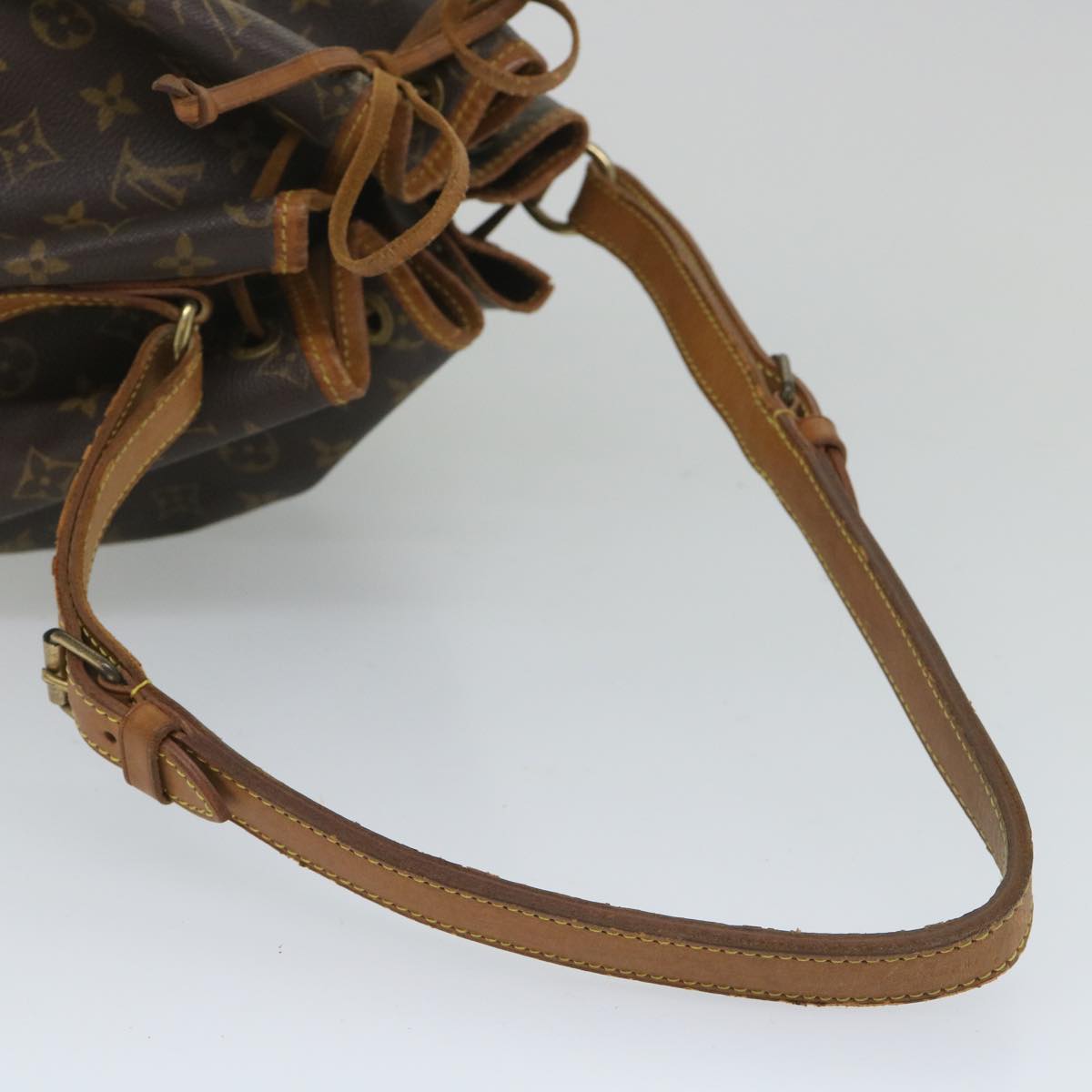 LOUIS VUITTON Monogram Noe Shoulder Bag M42224 LV Auth 56411