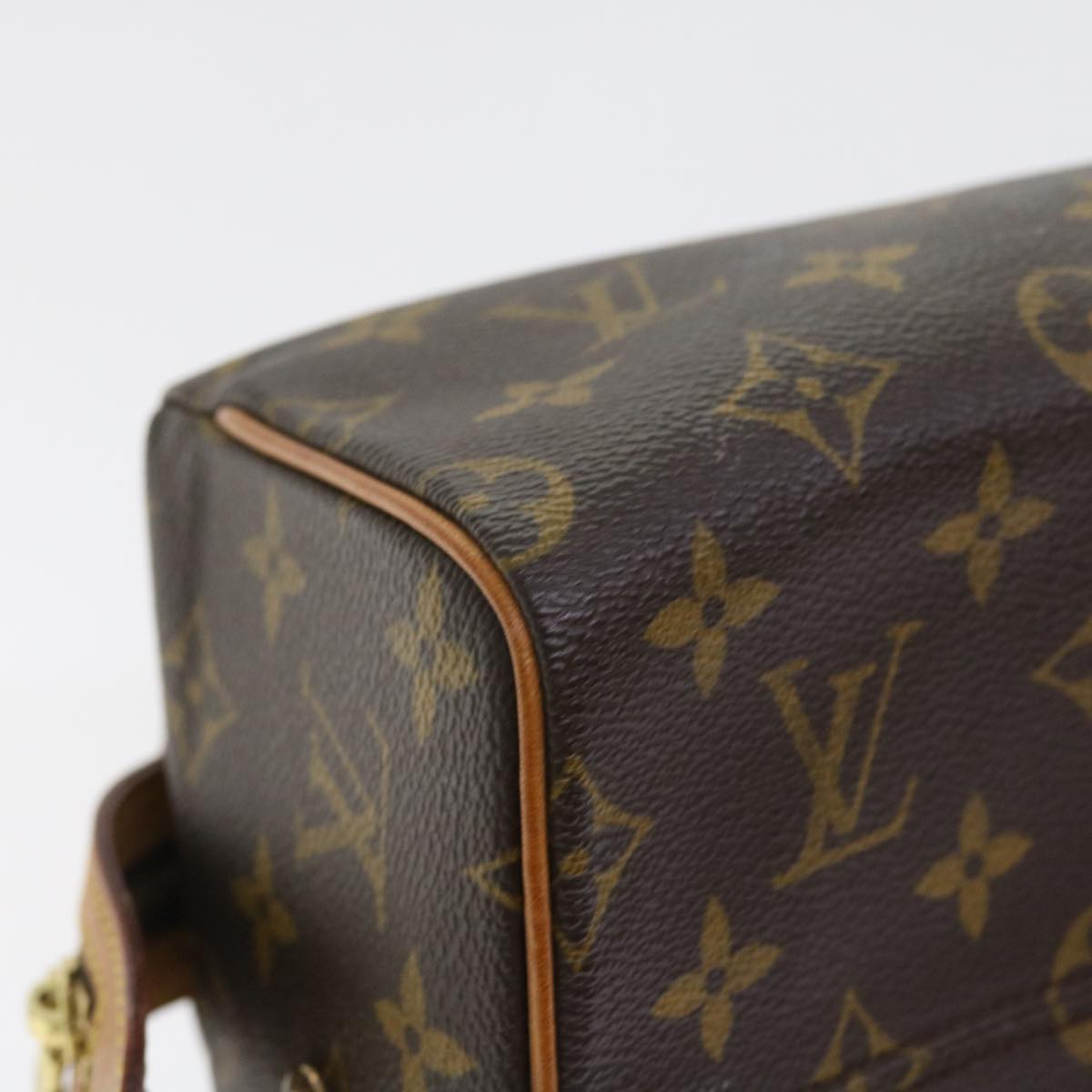 LOUIS VUITTON Monogram Trousse Patte Pression Cosmetic Pouch M47636 Auth 56488