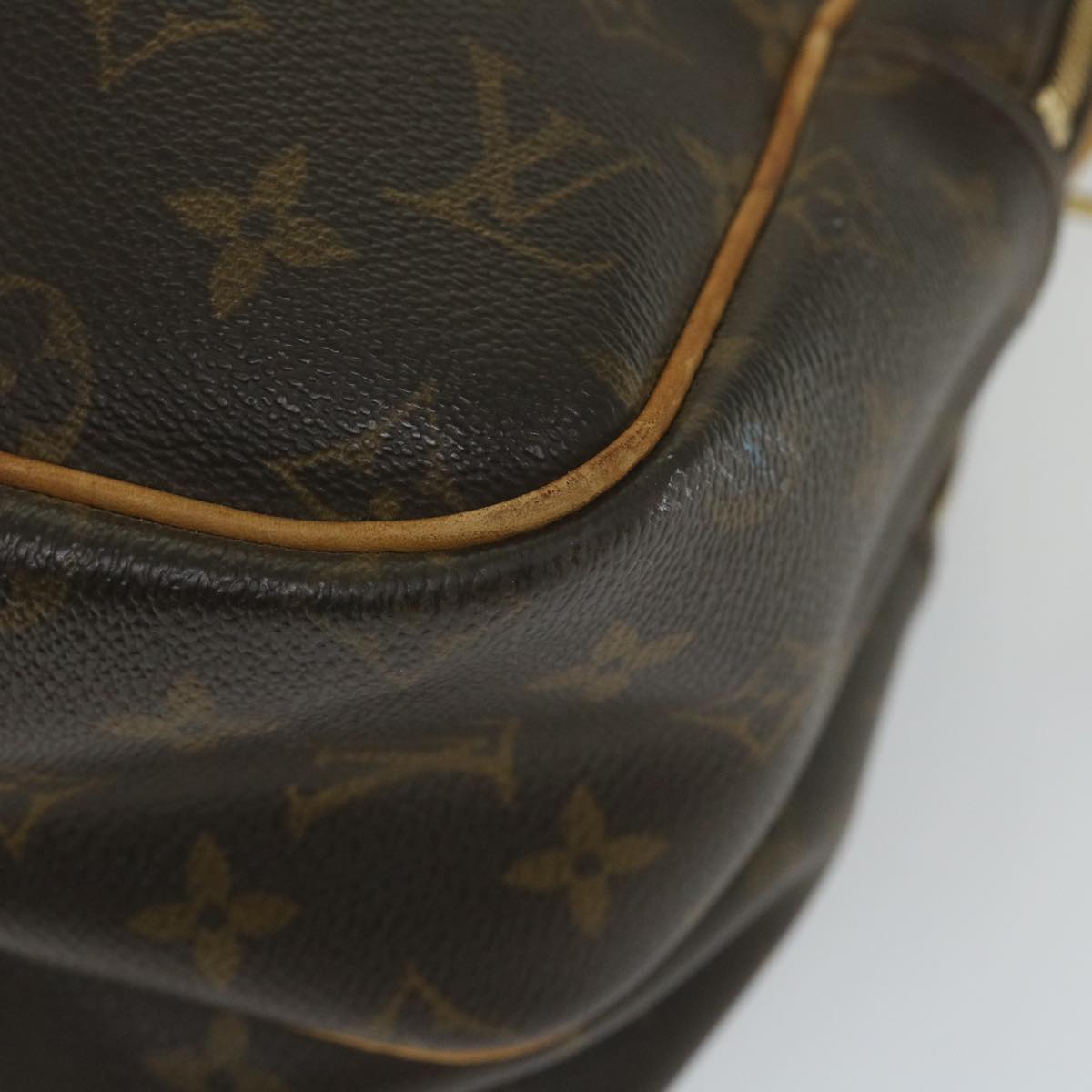 LOUIS VUITTON Monogram Reporter GM Shoulder Bag M45252 LV Auth 56498