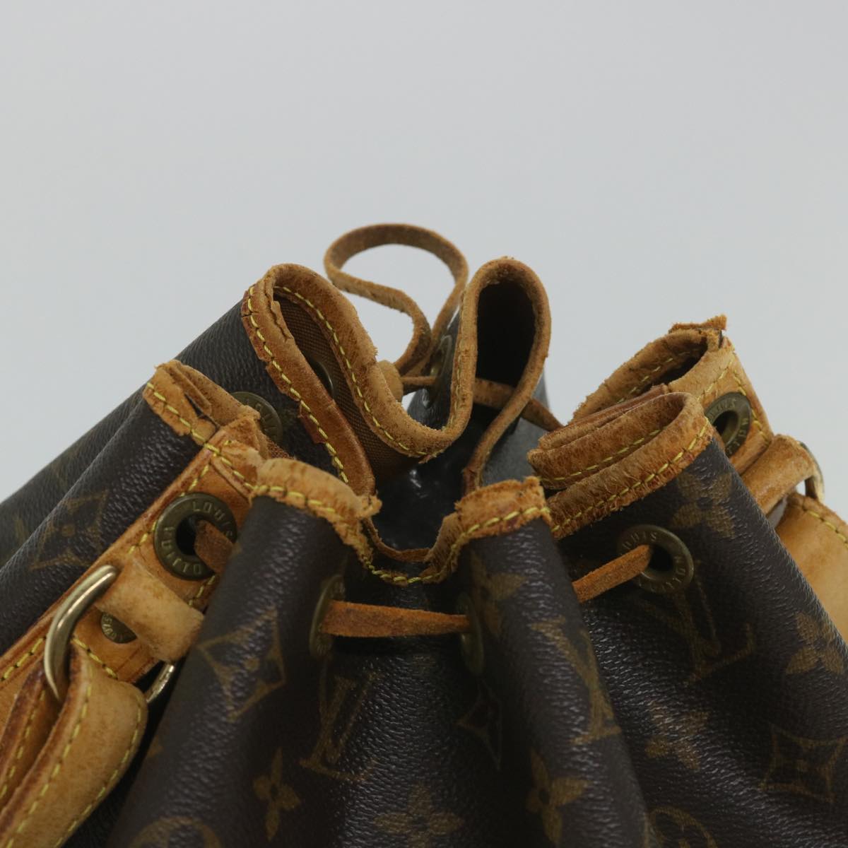 LOUIS VUITTON Monogram Petit Noe Shoulder Bag M42226 LV Auth 56502