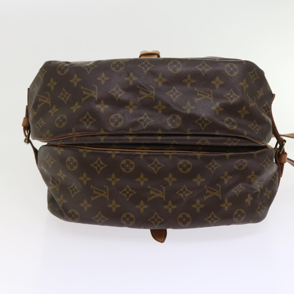 LOUIS VUITTON Monogram Saumur 35 Shoulder Bag M42254 LV Auth 56662