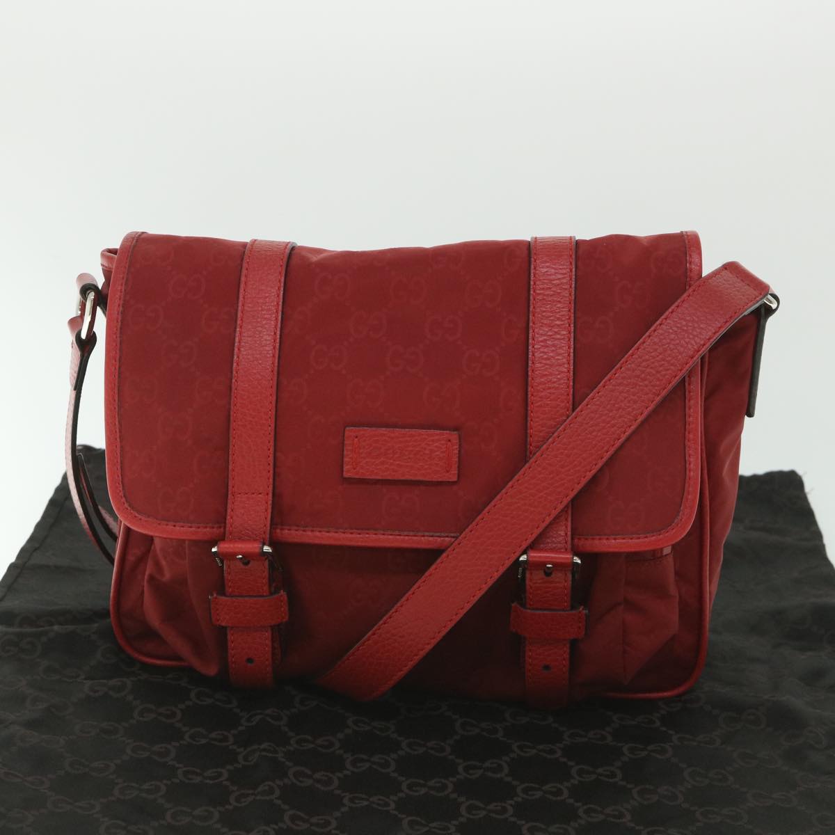 GUCCI GG Canvas Shoulder Bag Nylon Outlet Red 510335 Auth 56687