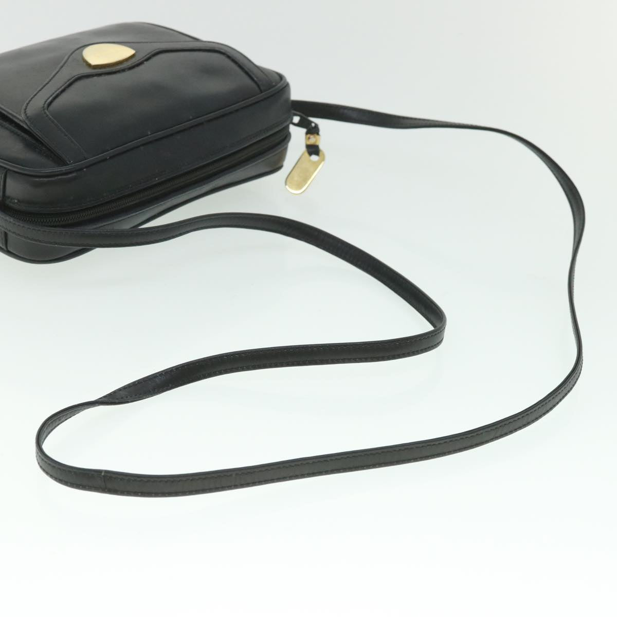 GUCCI Shoulder Bag Leather Black Auth 56692