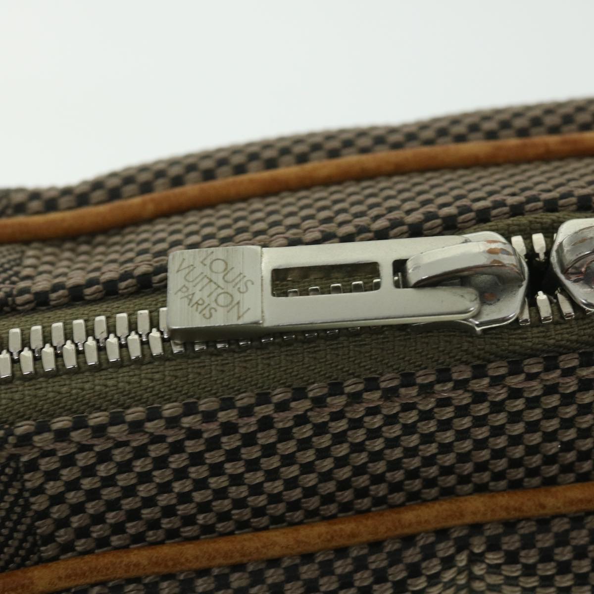 LOUIS VUITTON Damier Geant Acrobat Shoulder Bag Khaki M93619 LV Auth 56771