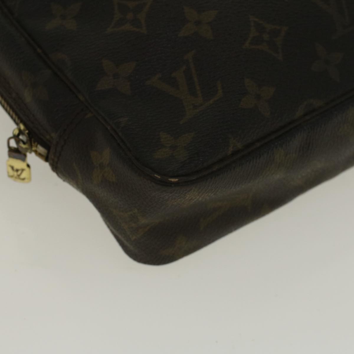 LOUIS VUITTON Monogram Trousse Toilette 23 Clutch Bag M47524 LV Auth 56833