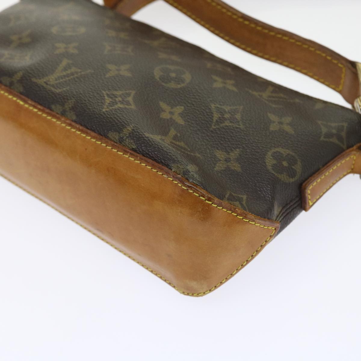 LOUIS VUITTON Monogram Trotteur Shoulder Bag M51240 LV Auth 56837