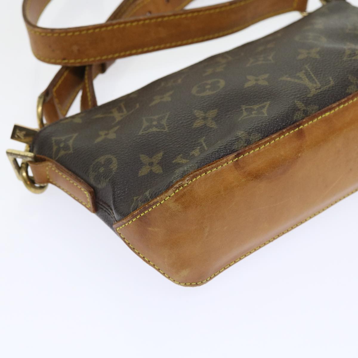 LOUIS VUITTON Monogram Trotteur Shoulder Bag M51240 LV Auth 56837