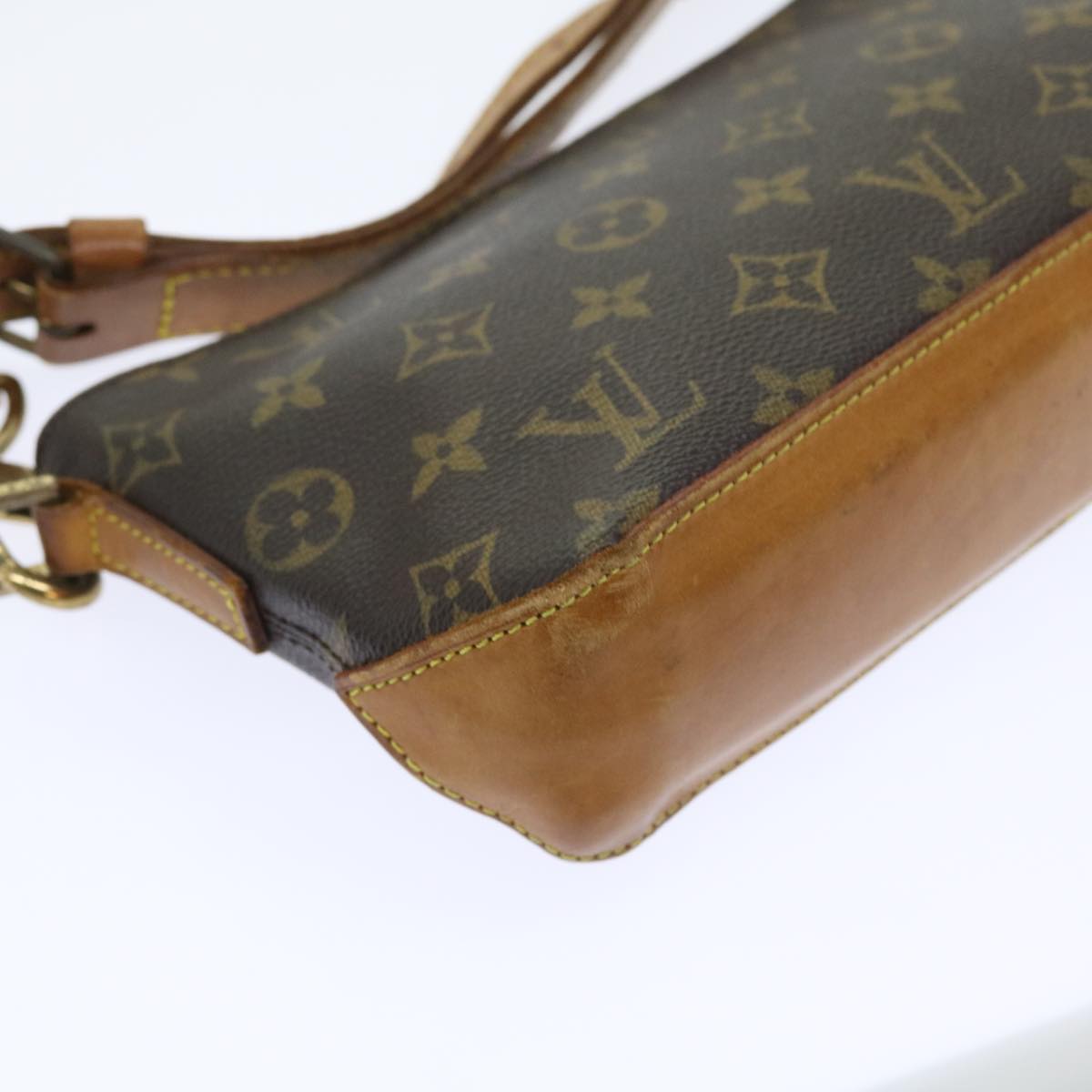 LOUIS VUITTON Monogram Trotteur Shoulder Bag M51240 LV Auth 56837