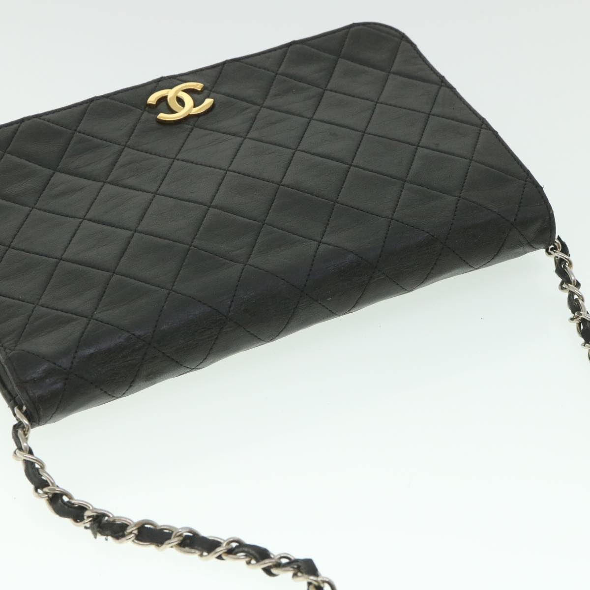 CHANEL Matelasse Chain Shoulder Bag Lamb Skin Black CC Auth 56879