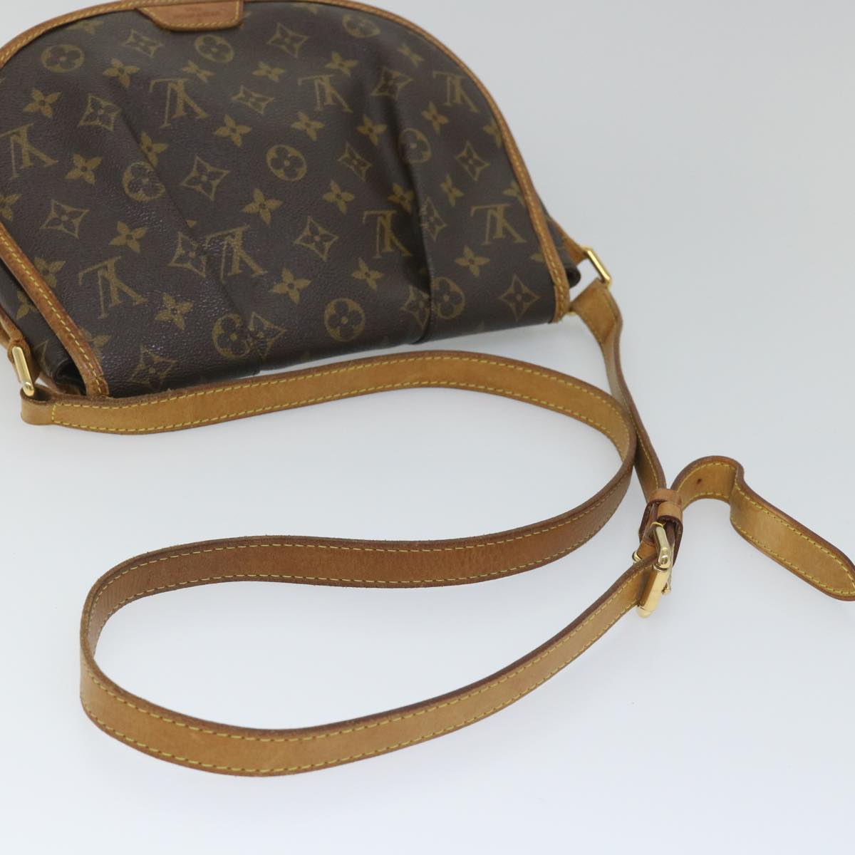 LOUIS VUITTON Monogram Menilmontant PM Shoulder Bag M40474 LV Auth 56944