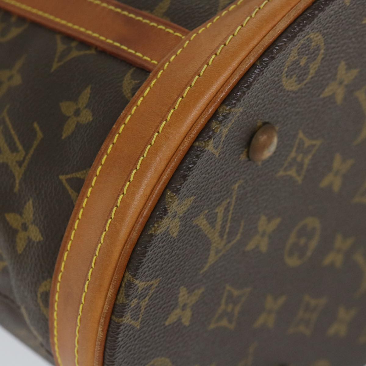 LOUIS VUITTON Monogram Bucket GM Shoulder Bag M42236 LV Auth 56965