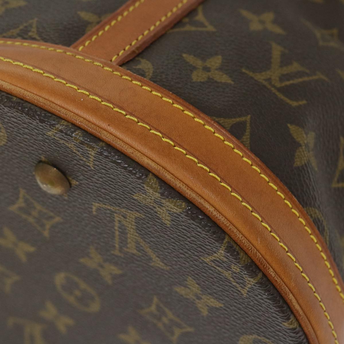 LOUIS VUITTON Monogram Bucket GM Shoulder Bag M42236 LV Auth 56965