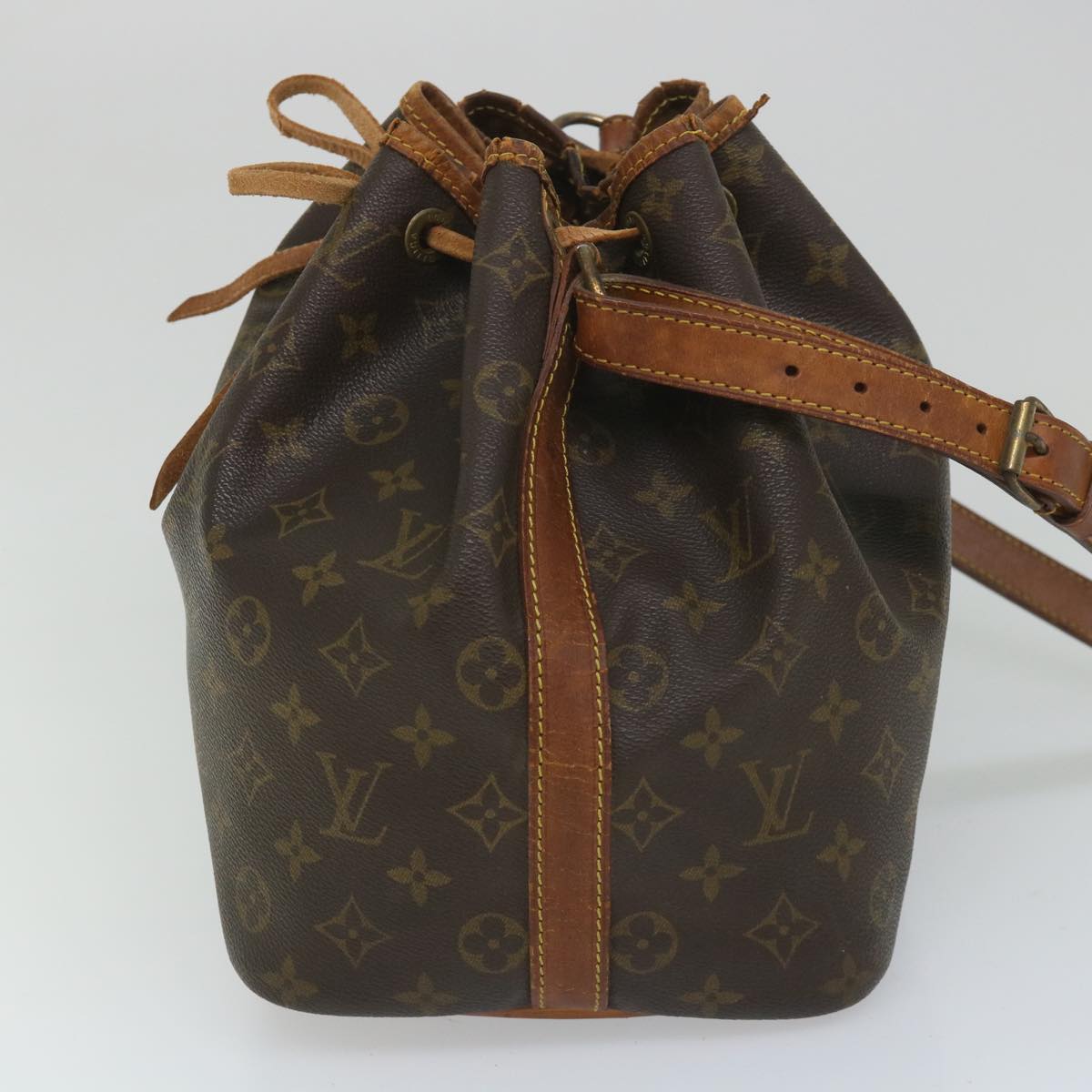 LOUIS VUITTON Monogram Petit Noe Shoulder Bag M42226 LV Auth 56977