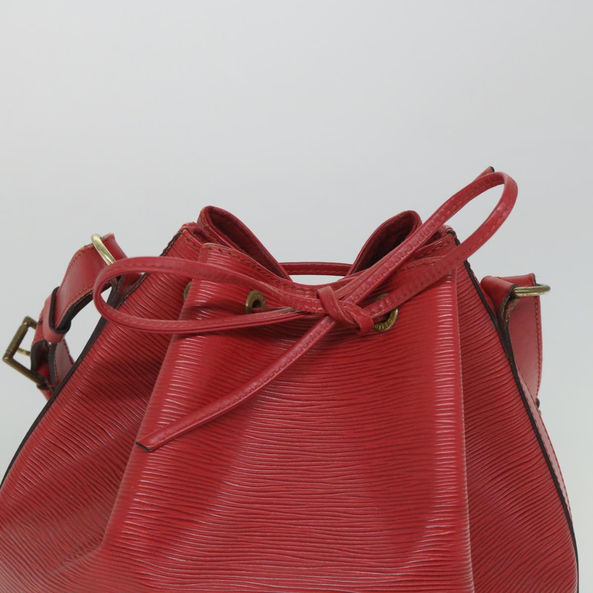 LOUIS VUITTON Epi Noe Shoulder Bag Red M44007 LV Auth 57015