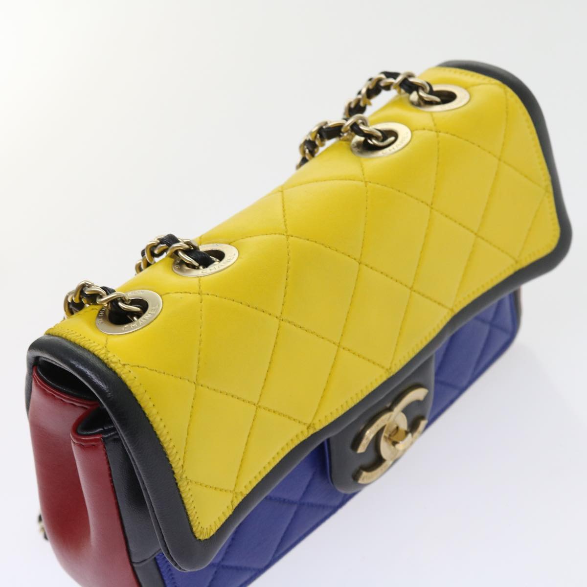 CHANEL Matelasse Chain Shoulder Bag Leather Yellow Purple Red CC Auth 57069A