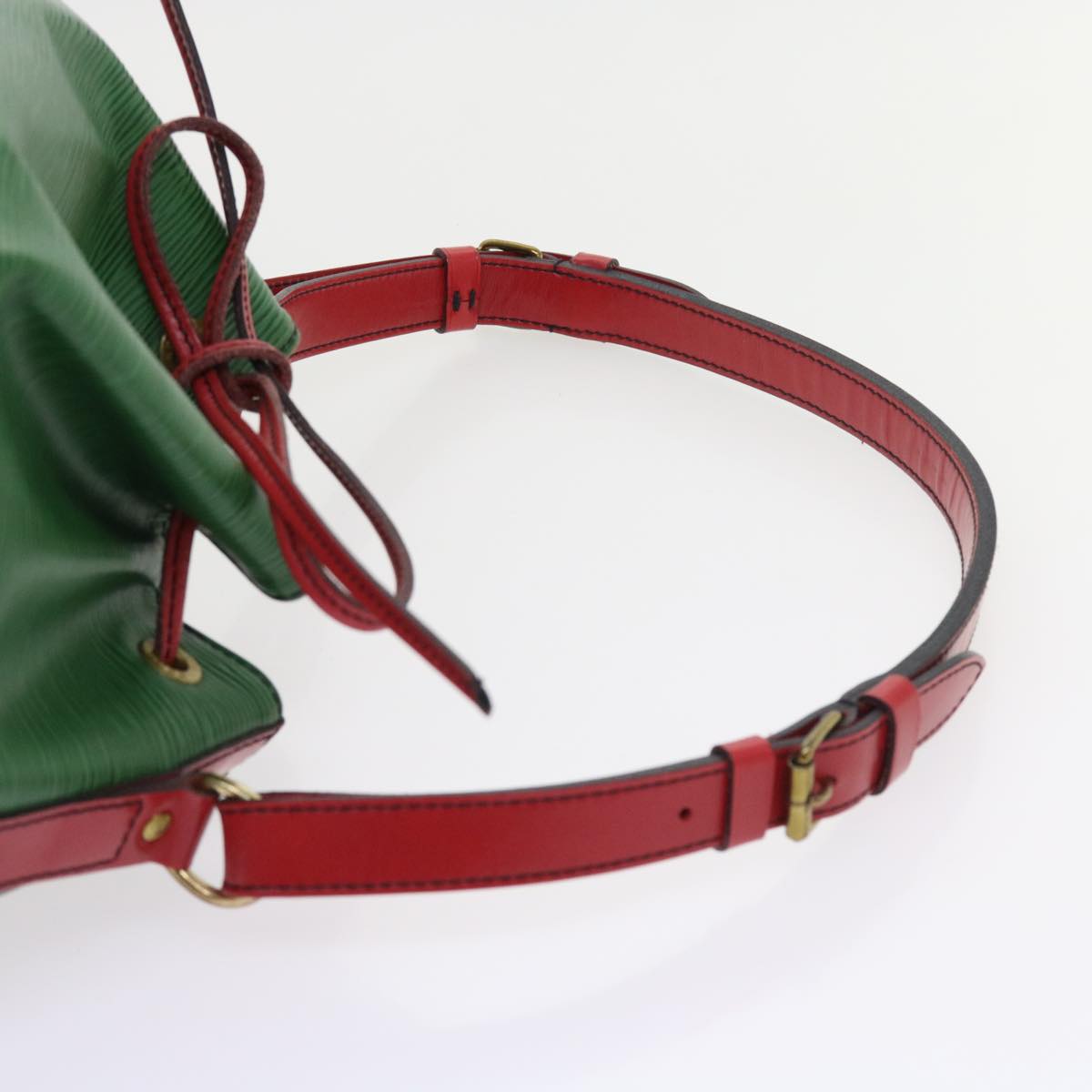 LOUIS VUITTON Epi Petit Noe Shoulder Bag Bicolor Green Red M44147 LV Auth 57173