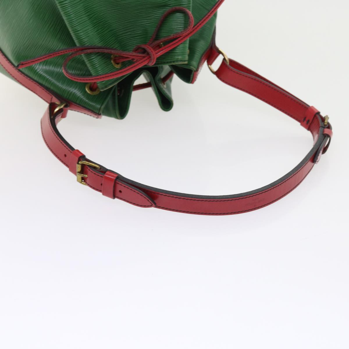 LOUIS VUITTON Epi Petit Noe Shoulder Bag Bicolor Green Red M44147 LV Auth 57173