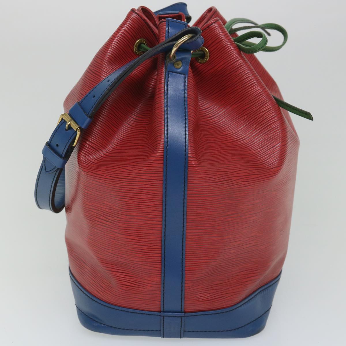 LOUIS VUITTON Epi Trico Color Noe Shoulder Bag Red Blue Green M44084 Auth 57174