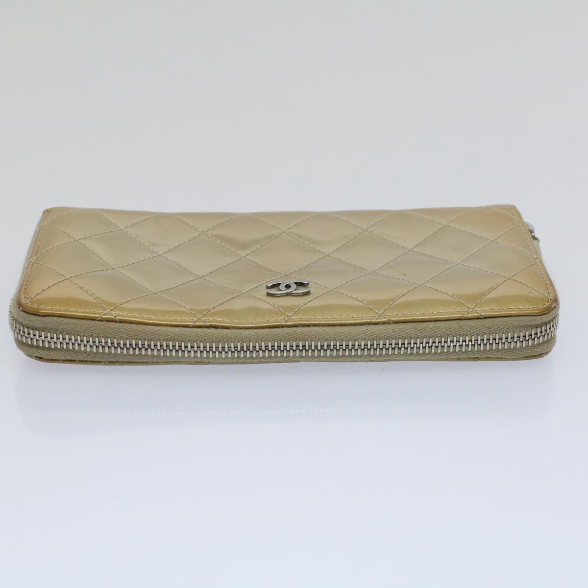 CHANEL Matelasse Long Wallet Patent leather Gold Tone CC Auth 57357