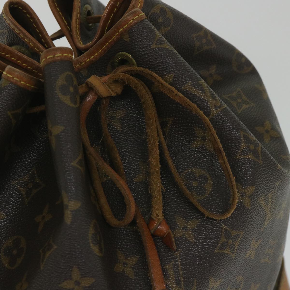 LOUIS VUITTON Monogram Noe Shoulder Bag M42224 LV Auth 57458