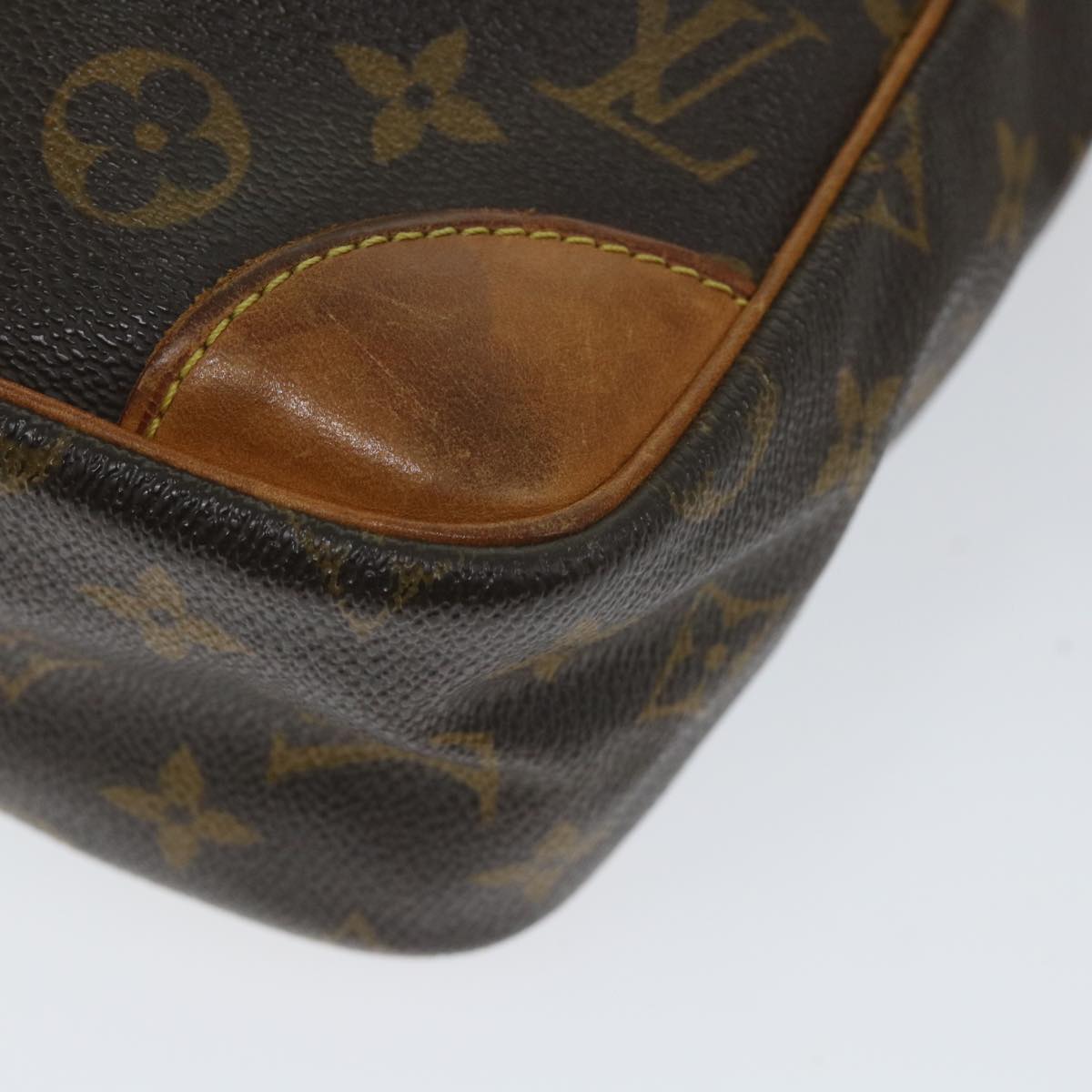 LOUIS VUITTON Monogram Danube MM Shoulder Bag M45264 LV Auth 57466