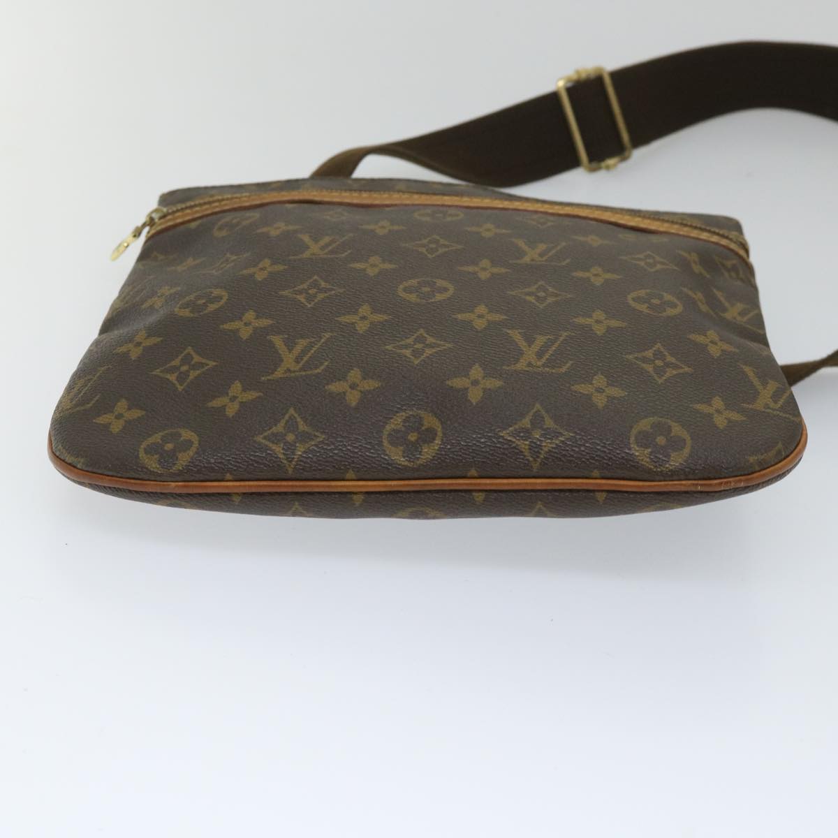 LOUIS VUITTON Monogram Pochette Bosphore Shoulder Bag M40044 LV Auth 57506