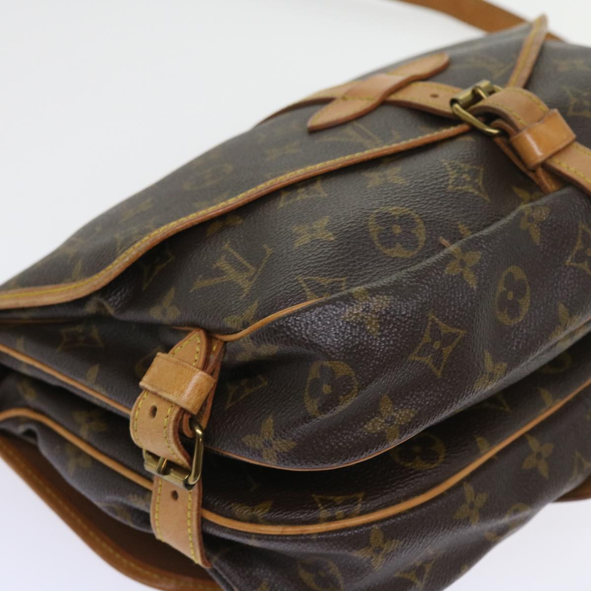 LOUIS VUITTON Monogram Saumur 30 Shoulder Bag M42256 LV Auth 57660