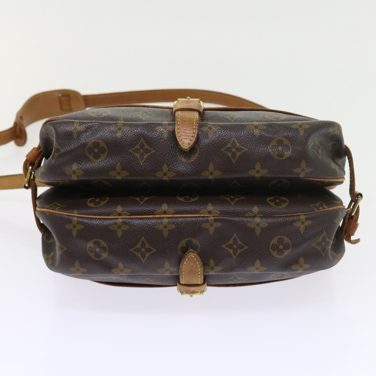 LOUIS VUITTON Monogram Saumur 30 Shoulder Bag M42256 LV Auth 57662