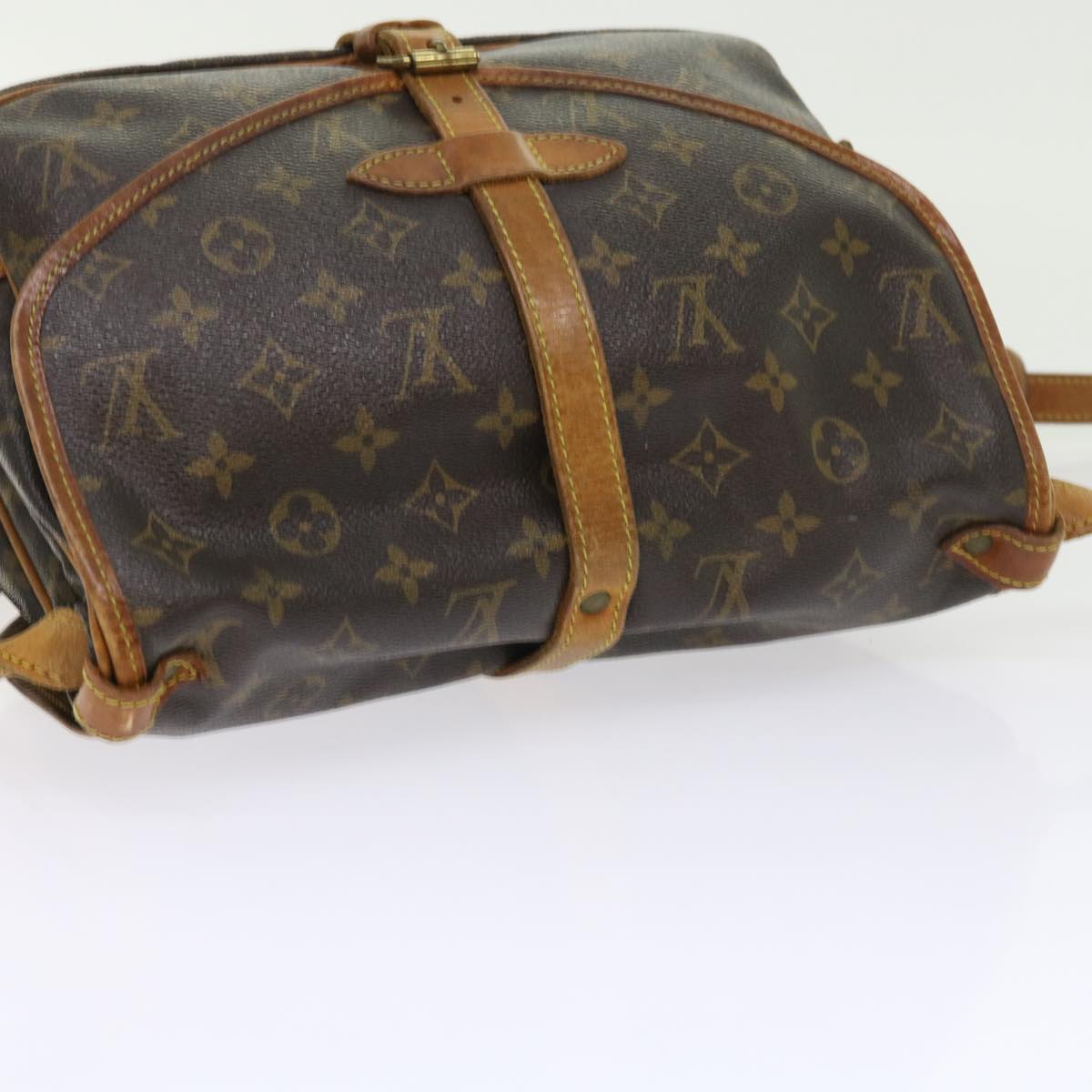 LOUIS VUITTON Monogram Saumur 30 Shoulder Bag M42256 LV Auth 57662