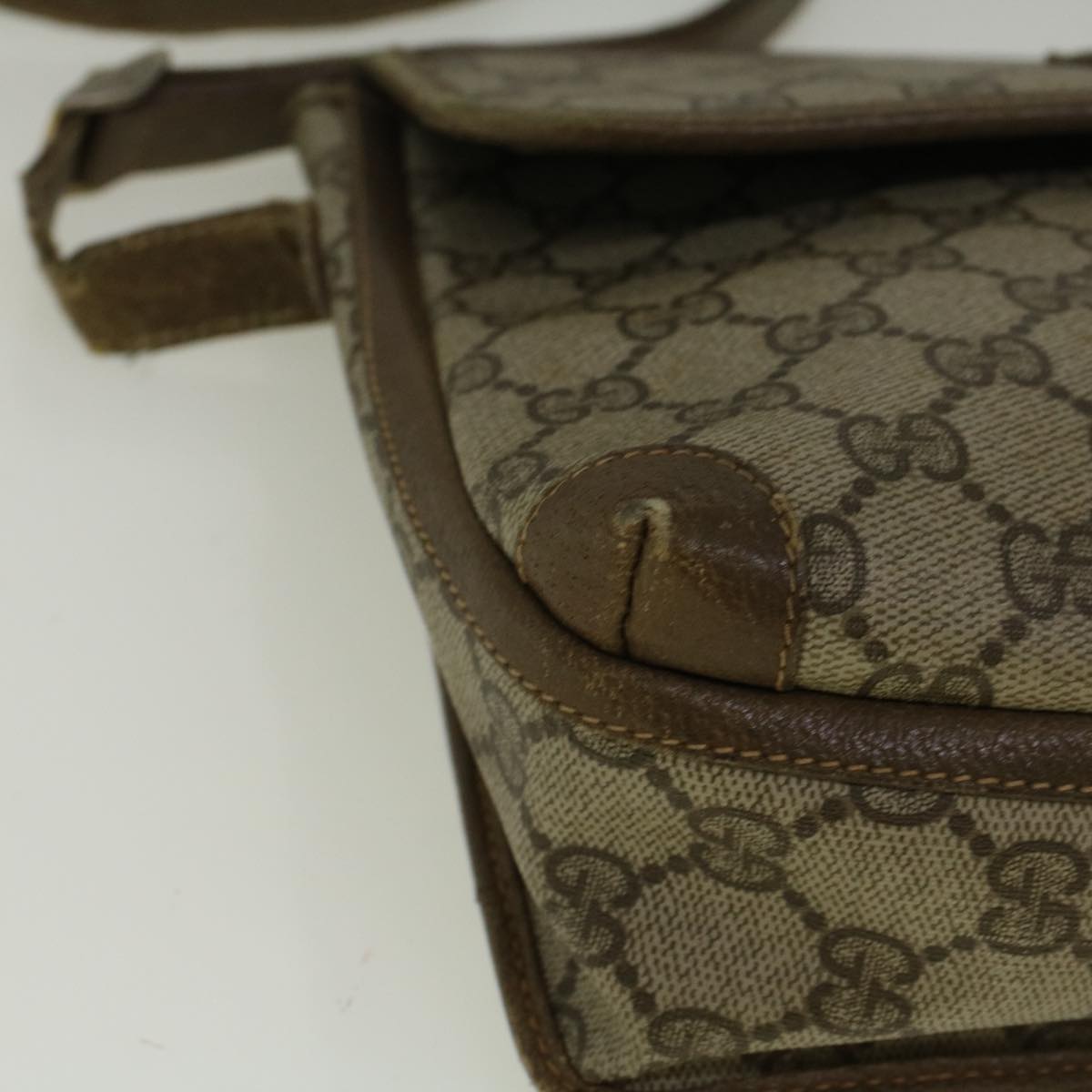 GUCCI GG Canvas Shoulder Bag PVC Leather Beige Auth 57669