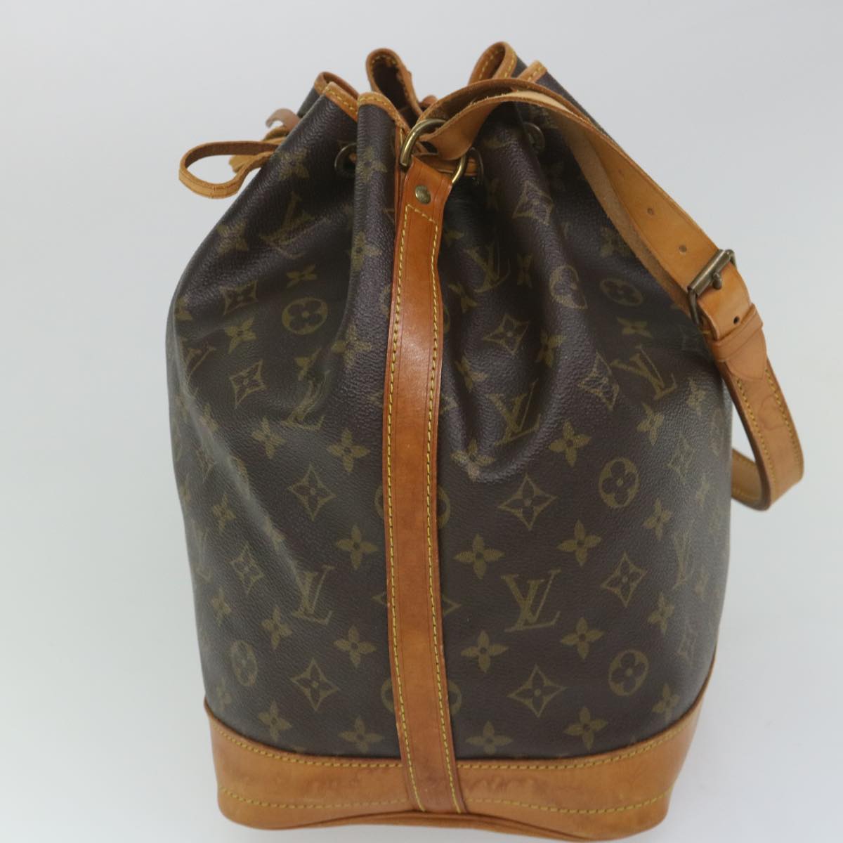 LOUIS VUITTON Monogram Noe Shoulder Bag M42224 LV Auth 57689