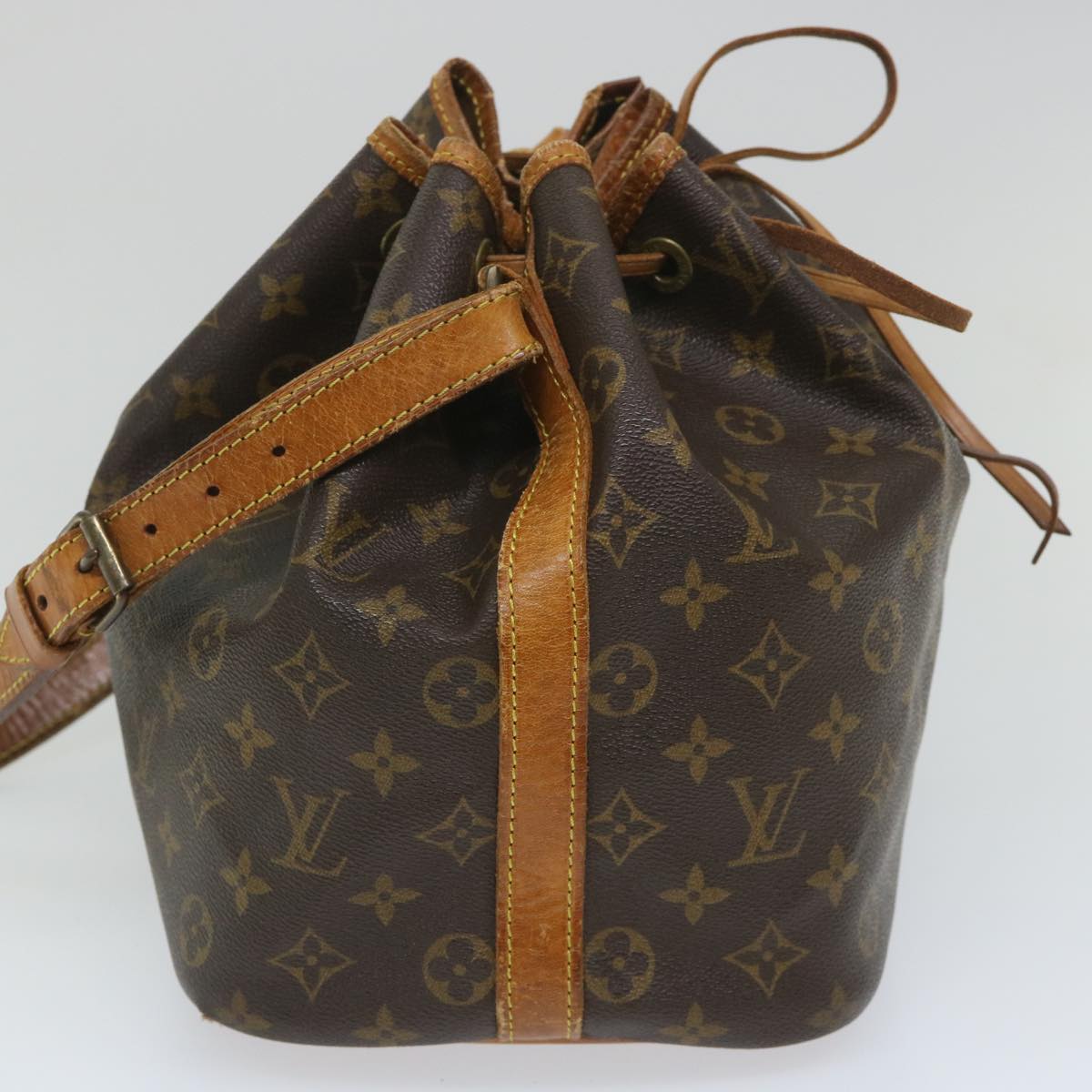 LOUIS VUITTON Monogram Petit Noe Shoulder Bag M42226 LV Auth 57690