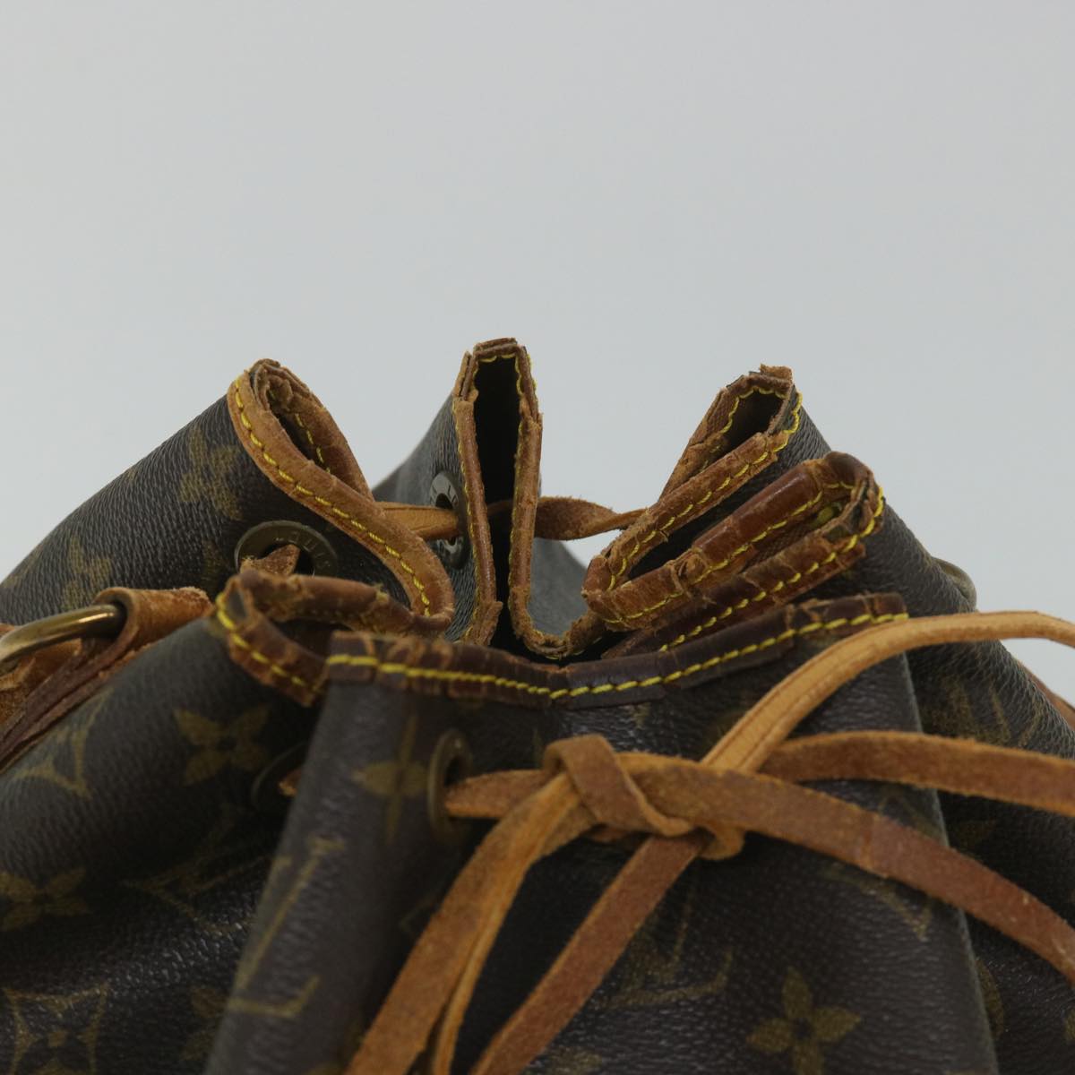 LOUIS VUITTON Monogram Petit Noe Shoulder Bag M42226 LV Auth 57692