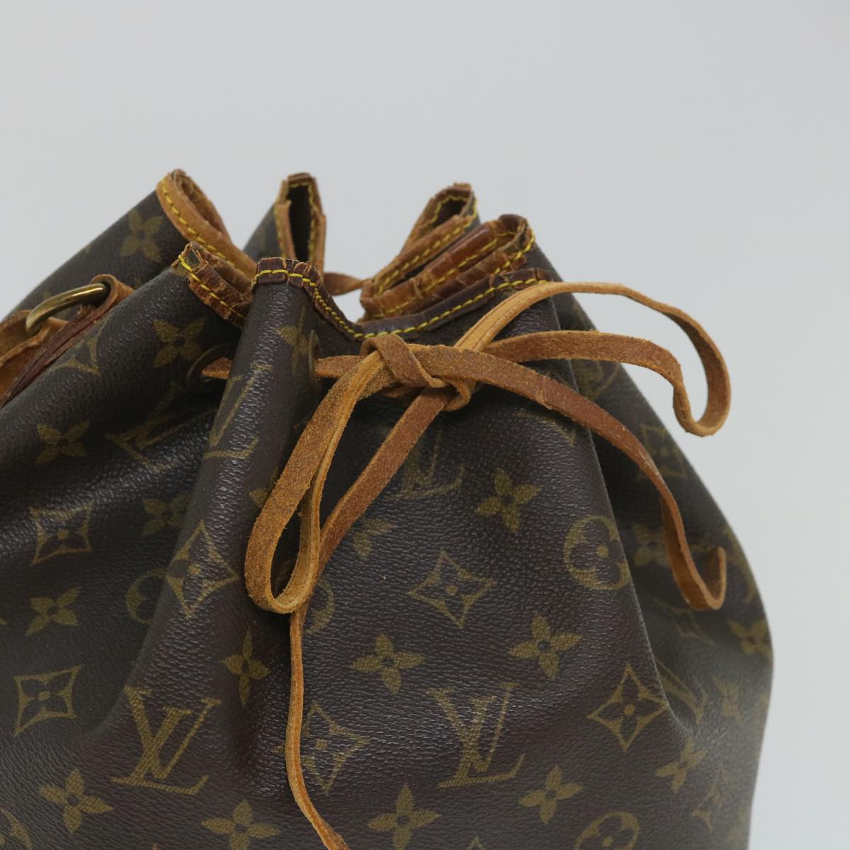 LOUIS VUITTON Monogram Petit Noe Shoulder Bag M42226 LV Auth 57692