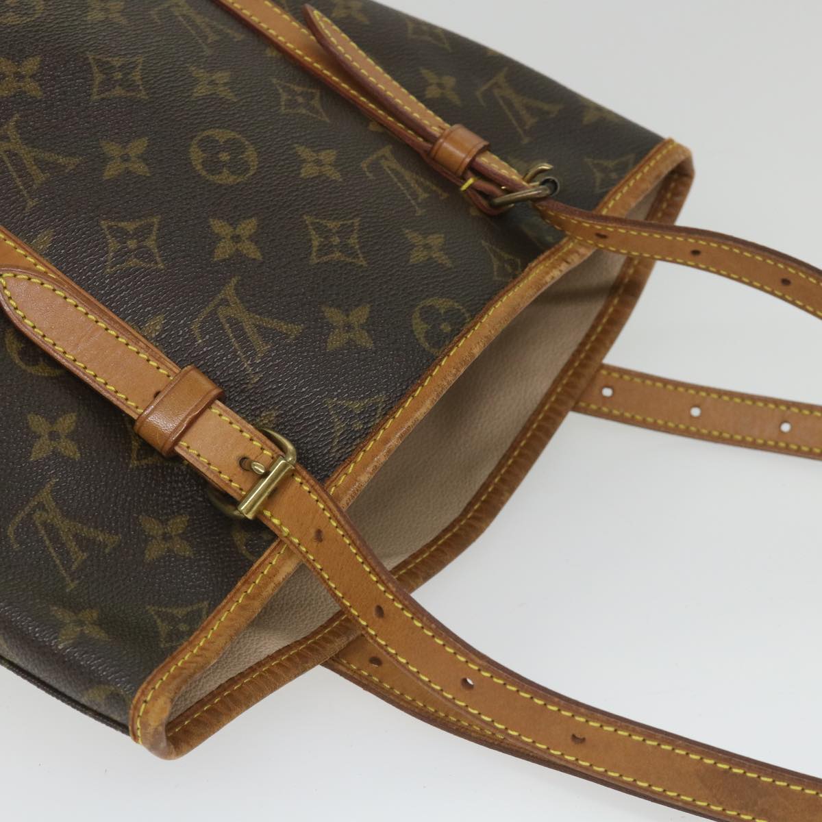 LOUIS VUITTON Monogram Bucket GM Shoulder Bag M42236 LV Auth 57696