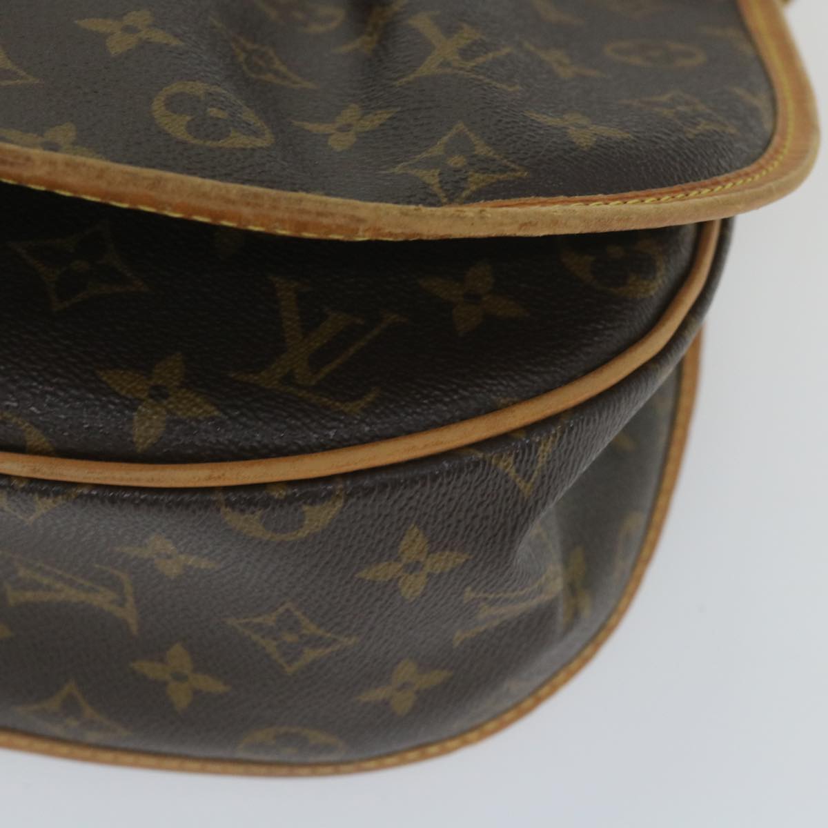 LOUIS VUITTON Monogram Menilmontant MM Shoulder Bag M40473 LV Auth 57698