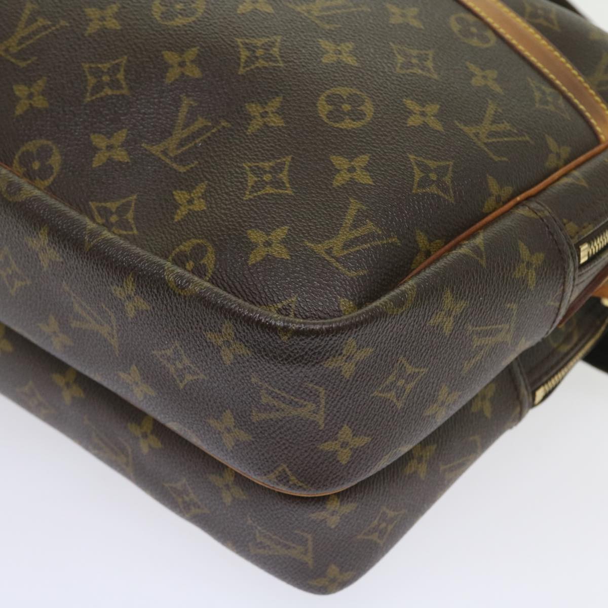 LOUIS VUITTON Monogram Reporter GM Shoulder Bag M45252 LV Auth 57699